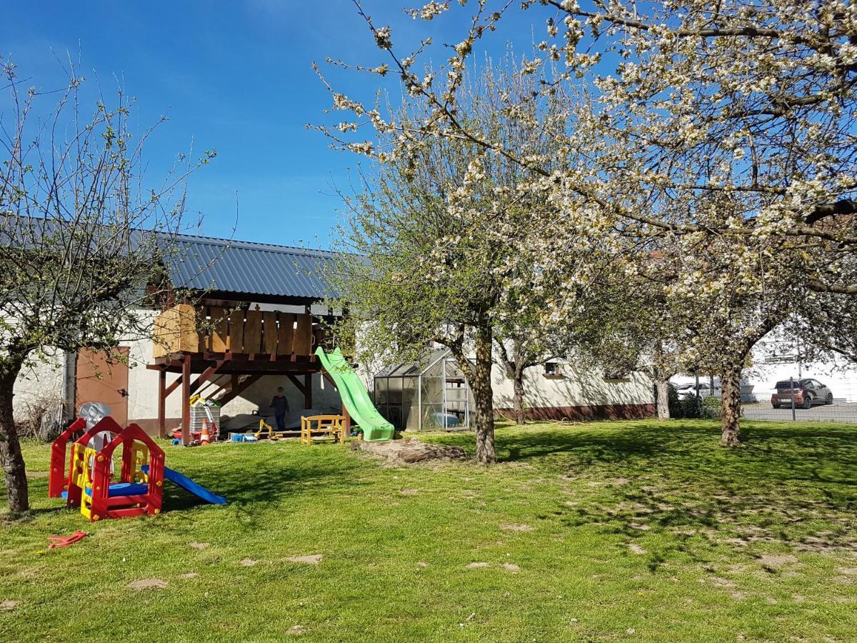 Ferienwohnung/Monteurzimmer Auf Dem Bauernhof Mörlenbach Extérieur photo