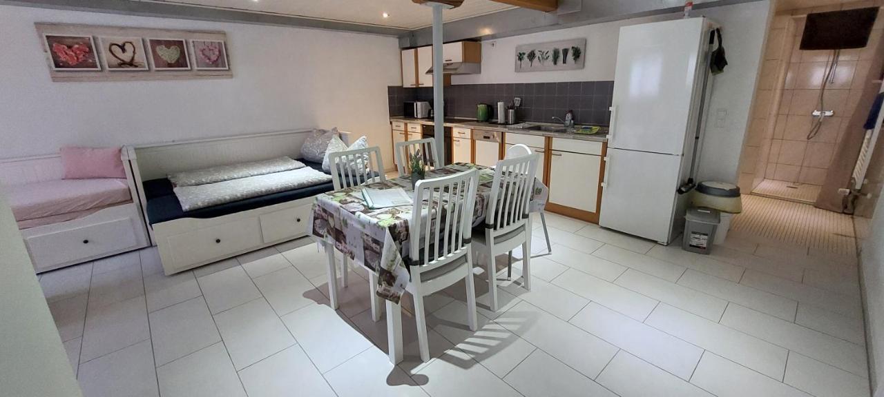 Ferienwohnung/Monteurzimmer Auf Dem Bauernhof Mörlenbach Extérieur photo