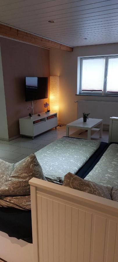 Ferienwohnung/Monteurzimmer Auf Dem Bauernhof Mörlenbach Extérieur photo