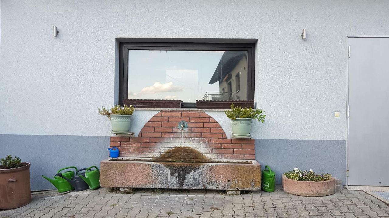 Ferienwohnung/Monteurzimmer Auf Dem Bauernhof Mörlenbach Extérieur photo